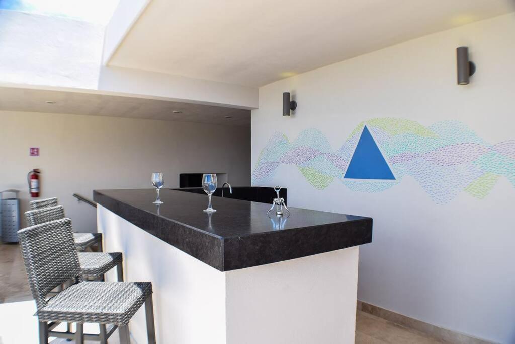 Terrazas 108 One Bedroom Half Block From The Beach *