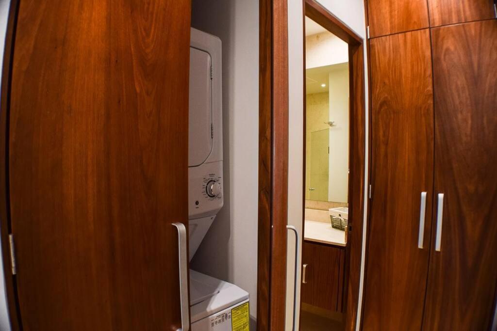 Terrazas 108 One Bedroom Half Block From The Beach Playa del Carmen